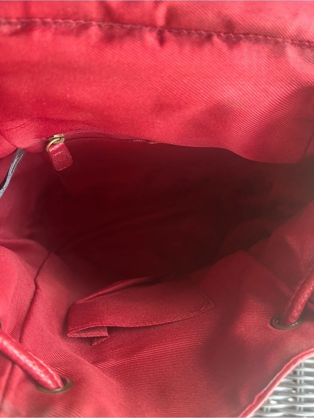 Liz Claiborne Vintage Red Pebbled Leather Drawstring Backpack Purse